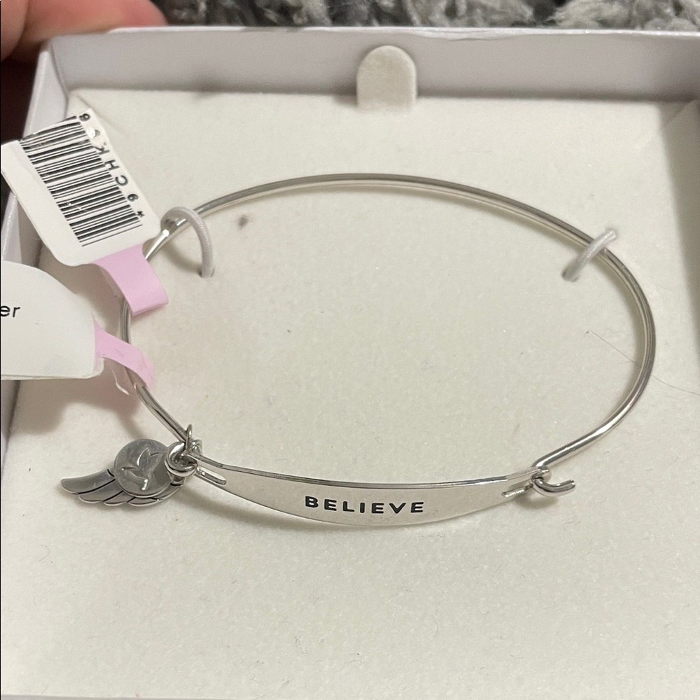 Believe Bangle Bracelet Heart Angel Wing Charm Chamilia Sterling Silver CHAM USA